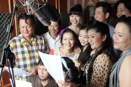 200 nghệ sĩ hát về Trường Sa