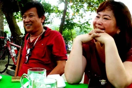 Nhuận bút là để mua… vàng 