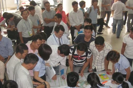 Giảm lao động cư trú bất hợp pháp ở Hàn Quốc: Tăng mức xử phạt 