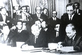 Lối thoát cho cuộc chiến tranh hao người tốn của và phi nghĩa