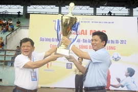 Dáng vóc sân chơi lớn