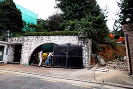 Bùng nhùng vụ con trai Tổng thống mua đất “vàng” 