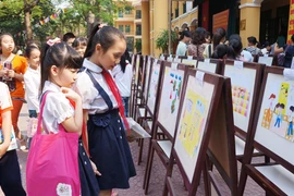 Giao bài tập về nhà cho học sinh sai quy định: Sẽ kiểm tra và chấn chỉnh