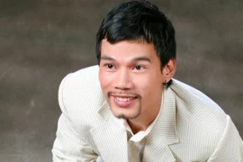 Nhà thiết kế Tiến Lợi: Không thích lăn xả vào những ồn ào của giới showbiz