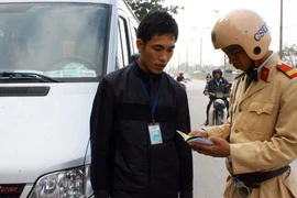 Khúc mắc xe không đổi chủ 