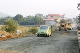 Phí sử dụng đường bộ chưa hợp lý