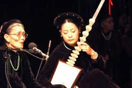 Đào nương nhọc nhằn giữ ca trù 