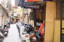 Biến lối đi chung thành điểm trông xe