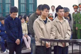 Màn tráo con tránh tội không thành