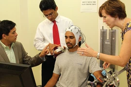 Từ sóng não đến công nghệ thần giao cách cảm