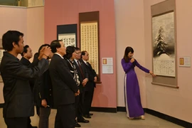 “Nhật ký trong tù” qua thư pháp Hàn Quốc 