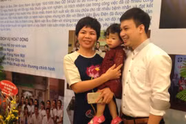 Em bé thứ 500 ra đời nhờ thụ tinh trong ống nghiệm