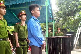 Cán bộ địa chính bị đâm chết vì đòi tìm "người ngủ qua đêm"