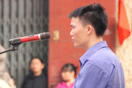  Xem tin nhắn điện thoại, nam thanh niên nổi ghen đâm chết ‘tình địch’