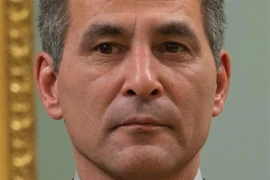 Bộ trưởng Ngư nghiệp Canada từ chức để cai rượu