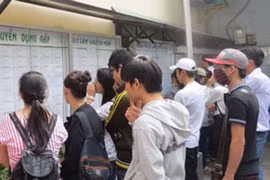 Sinh viên kiếm việc làm thêm dịp hè: Đừng hoa mắt bởi "việc nhàn, thu nhập cao"