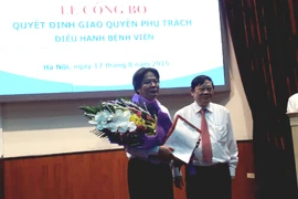 Ông Trần Bình Giang điều hành Bệnh viện Việt Đức