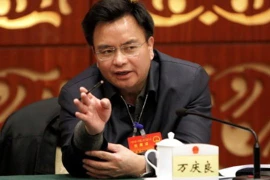 Cựu Bí thư Thành ủy Quảng Châu ra tòa vì nhận hối lộ