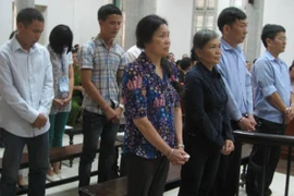 Trùm kinh doanh đa cấp "bậy" cùng đồng bọn hầu tòa