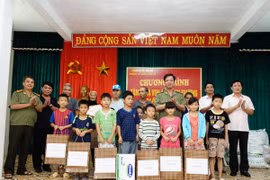 “Vun đắp tình thương” đến với Trung tâm bảo trợ xã hội IV