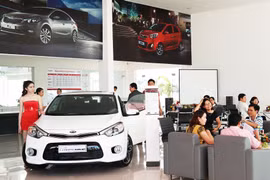 Nhập khẩu xe giá rẻ tăng mạnh sau điều chỉnh thuế