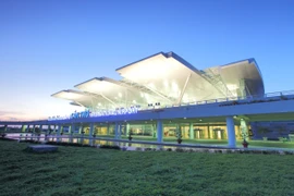 Đưa máy bay về đậu tại Cần Thơ, giảm tải Tân Sơn Nhất