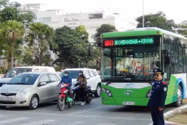 Hà Nội: 20 xe buýt nhanh BRT lăn bánh vào giờ cao điểm