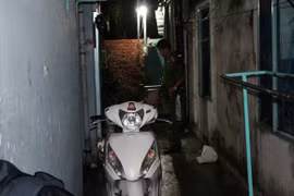 Nữ công nhân chết loã thể trong căn phòng trọ khoá trái cửa