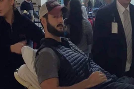 Thoát chết nhờ điện thoại trong vụ xả súng tại hộp đêm ở Istanbul