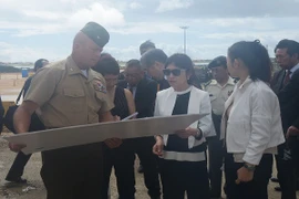 Bộ trưởng Quốc phòng Nhật Bản thị sát các căn cứ Mỹ