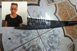 Phê ma túy, nghịch tử dùng dao tấn công mẹ đẻ