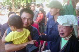 Cuộc đầu thú kỳ lạ và đẫm nước mắt