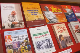 “Những tấm gương bình dị mà cao quý”