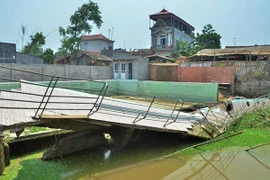Tử thần rình rập ở những bể bơi không phép