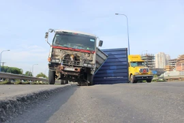 Đường nghìn tỷ lồi lõm vì thi công ẩu