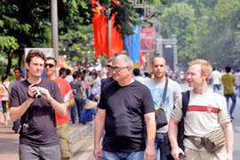 Đánh giá về du khách quốc tế đến Việt Nam: Đừng vội lạc quan!