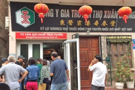 Lương y chữa 5.000 ca bệnh ung thư: Dặn bệnh nhân đeo “pháp bảo”, kiêng đi đám ma