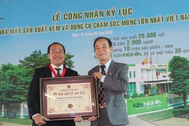 Công nhận kỷ lục: Dễ dãi quá hóa tầm thường?