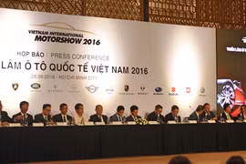 Triển lãm ô tô quốc tế lần thứ 2 diễn ra tại TP Hồ Chí Minh