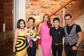 Quang Hà - Hương tràm tình tứ, hẹn hò ăn tối cùng nhau