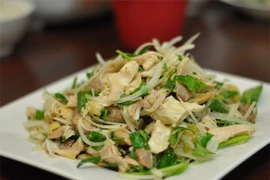 [Infographic] Ăn gì ngày Tết sao không ngán