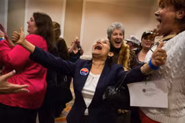 Bầu cử Mỹ năm 2016: Tỷ phú Donald Trump giành chiến thắng thứ ba liên tiếp