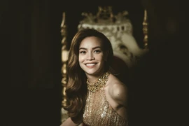 Hồ Ngọc Hà sắc sảo, sang trọng trong hình ảnh mới 