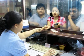 Không ai có thể can thiệp mua vé tàu Tết