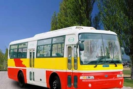 Xe buýt cải tạo chạy năng lượng sạch vẫn nộp lệ phí trước bạ