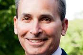 Philip Bilden từ chối đề cử làm Bộ trưởng Hải quân Mỹ