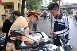 Chế tài để học sinh không "nhờn" Luật Giao thông
