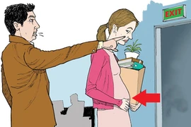 Hạn chế quyền sinh con của lao động nữ là trái luật