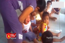 Loay hoay tìm chỗ gửi trẻ sau vụ việc tại trường mầm non Sen Vàng