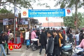 Trông xe miễn phí tại Phủ Tây Hồ và chùa Trấn Quốc